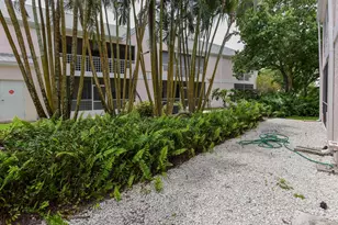 201 Muirfield Ct, Jupiter, FL 33458 - Photo 24