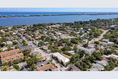 1205 N M Street, Lake Worth Beach, FL 33460 - Photo 2
