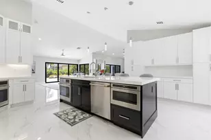 15555 De Havilland Ct, Wellington, FL 33414 - Photo 16