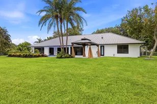 15555 De Havilland Ct, Wellington, FL 33414 - Photo 44