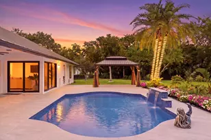 15555 De Havilland Ct, Wellington, FL 33414 - Photo 2