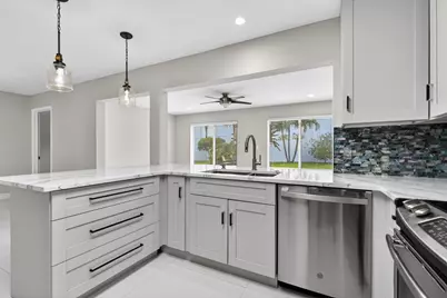 10339 Daphne Avenue, Palm Beach Gardens, FL 33410 - Photo 18