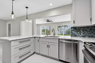 10339 Daphne Ave, Palm Beach Gardens, FL 33410 - Photo 18