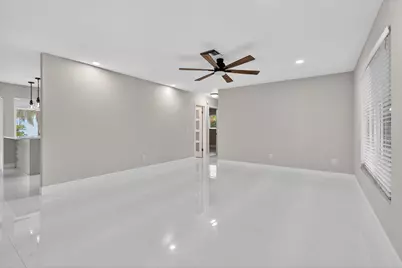 10339 Daphne Avenue, Palm Beach Gardens, FL 33410 - Photo 10