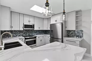 10339 Daphne Ave, Palm Beach Gardens, FL 33410 - Photo 24
