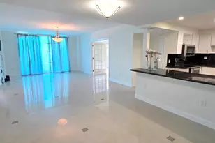 11111 Biscayne Blvd, Miami, FL 33181 - Photo 6