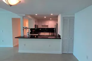 11111 Biscayne Blvd, Miami, FL 33181 - Photo 2