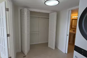 11111 Biscayne Blvd, Miami, FL 33181 - Photo 12