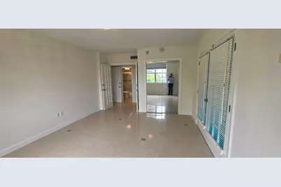 11111 Biscayne Boulevard #4c, Miami, FL 33181 - Photo 8