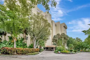 11111 Biscayne Blvd, Miami, FL 33181 - Photo 2
