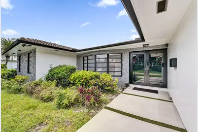3630 N 55th Avenue, Hollywood, FL 33021 - Photo 2