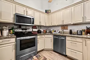 5715 Golden Eagle Cir, Palm Beach Gardens, FL 33418 - Photo 10