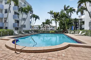 1801 S Treasure Dr, North Bay Village, FL 33141 - Photo 1