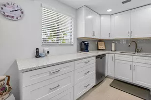 15054 Ashland Way, Delray Beach, FL 33484 - Photo 10