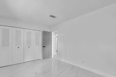 6812 NW 74th Place, Tamarac, FL 33321 - Photo 16