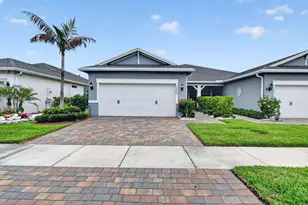 12847 SW Vermillion Cir, Port Saint Lucie, FL 34987 - Photo 4