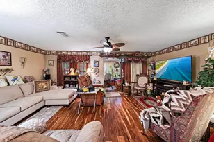 113 Cordoba Cir, Royal Palm Beach, FL 33411 - Photo 8
