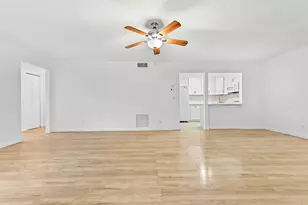 319 Knotty Pine Cir, Greenacres, FL 33463 - Photo 6