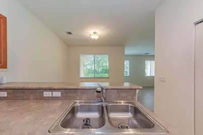 2563 SW Stockbridge Sq Square SW, Vero Beach, FL 32962 - Photo 12