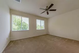 2563 SW Stockbridge Sq Square SW, Vero Beach, FL 32962 - Photo 14