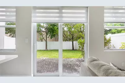 4805 NW 48th Terrace, Tamarac, FL 33319 - Photo 10