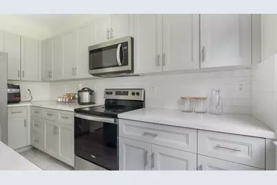 4805 NW 48th Terrace, Tamarac, FL 33319 - Photo 12