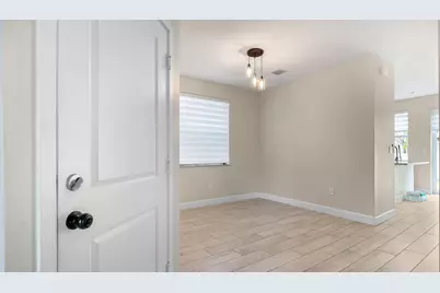 4805 NW 48th Terrace, Tamarac, FL 33319 - Photo 6