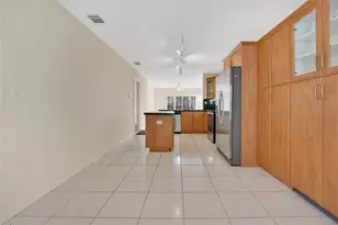 1840 Sweetbay Way, Hollywood, FL 33019 - Photo 24