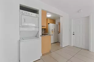 241 SE 9th Ave, Pompano Beach, FL 33060 - Photo 2