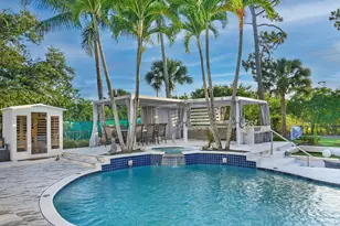 377 Squire Dr, Wellington, FL 33414 - Photo 22
