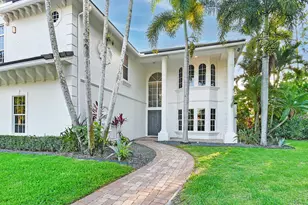 377 Squire Dr, Wellington, FL 33414 - Photo 12