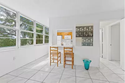 9451 Evergreen Place #404, Davie, FL 33324 - Photo 2