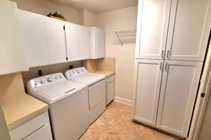 1719 Whitehall Dr, Davie, FL 33324 - Photo 24
