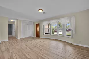 1910 NE 52nd Street NE, Fort Lauderdale, FL 33308 - Photo 48