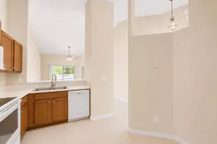 7958 Piper Ln, Lake Worth, FL 33463 - Photo 4
