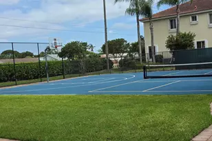2866 S Oasis Dr, Boynton Beach, FL 33426 - Photo 26