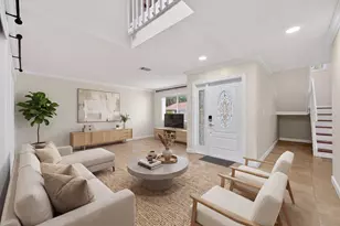 704 SW 89th Ave, Plantation, FL 33324 - Photo 4