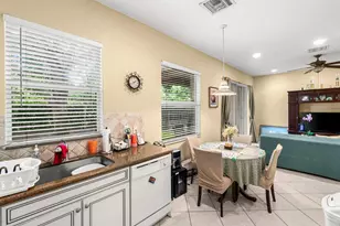 7890 Jewelwood Dr, Boynton Beach, FL 33437 - Photo 6