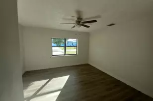1862 SW Burlington St, Port Saint Lucie, FL 34984 - Photo 20