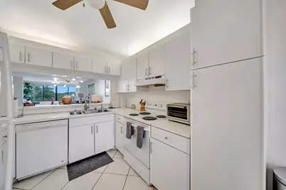 9485 N Belfort Circle #308, Tamarac, FL 33321 - Photo 14