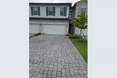 4480 W Appleton Cir W, Oakland Park, FL 33309 - Photo 2