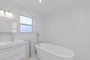 391 SE 7th Ave, Pompano Beach, FL 33060 - Photo 30