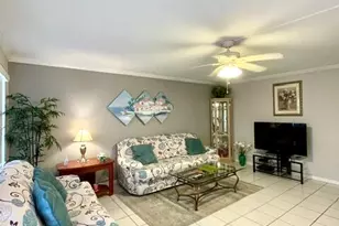 104 Kent G, West Palm Beach, FL 33417 - Photo 6