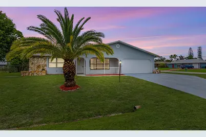 188 NW Broadview Street, Port Saint Lucie, FL 34983 - Photo 1