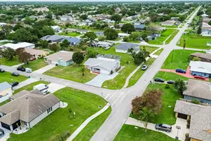 188 NW Broadview St, Port Saint Lucie, FL 34983 - Photo 30