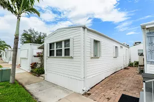 7 Ruthmary Ave, Briny Breezes, FL 33435 - Photo 2