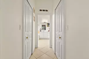 512 NE Canoe Park Cir, Port Saint Lucie, FL 34983 - Photo 18