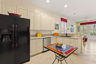 512 NE Canoe Park Cir, Port Saint Lucie, FL 34983 - Photo 10