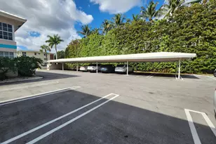 75 Venetian Dr, Delray Beach, FL 33483 - Photo 18