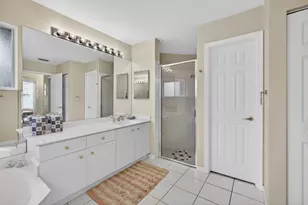 2860 Waters Edge Cir, Greenacres, FL 33413 - Photo 32